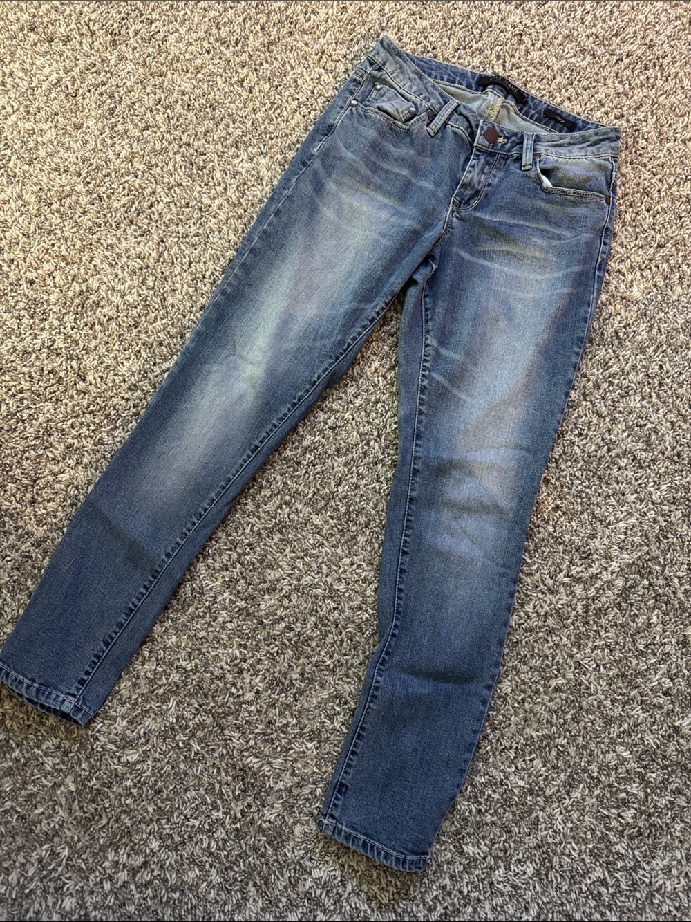 Max Jeans Women's Ankle Cropped Slim in Blue Wash